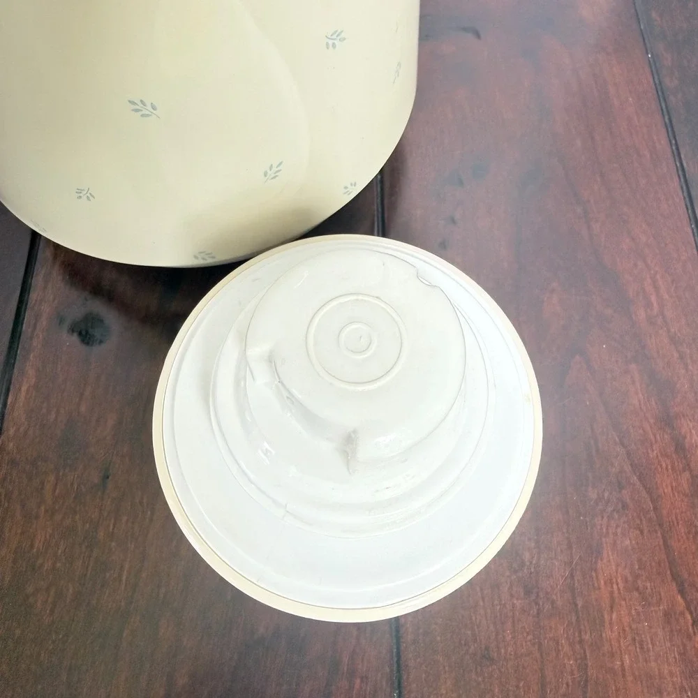 Vintage Crown Corning Thermique 1QT Thermal Carafe Meadow Floral Almond Symphony